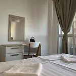за гости 