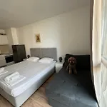 за гости 
